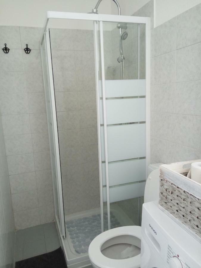 Tra La Stazione E Il Lago Apartment Verbania Ngoại thất bức ảnh